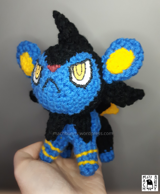 Amigurumi Luxio, front view