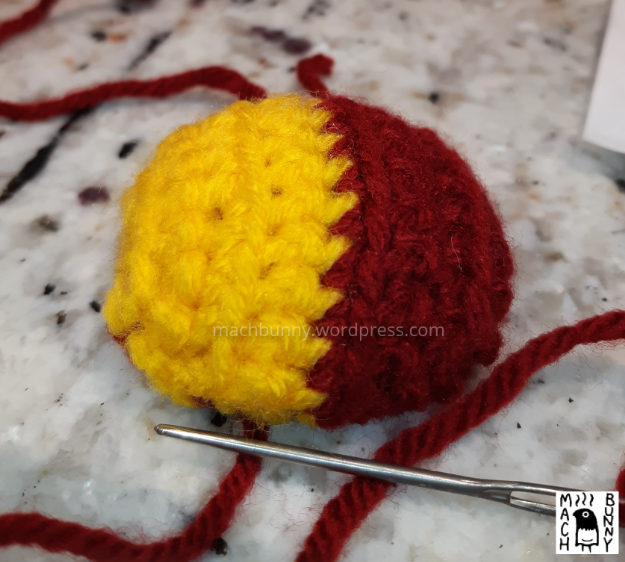 Top side of the wing for natu amigurumi