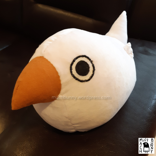 Marshmallow finch plush, front top view