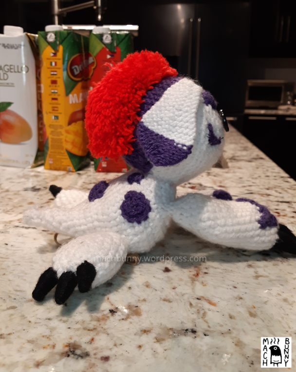 Amigurumi Gomamon, side view