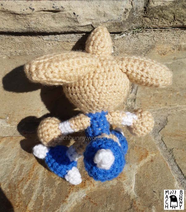 Hitmontop amigurumi, back view