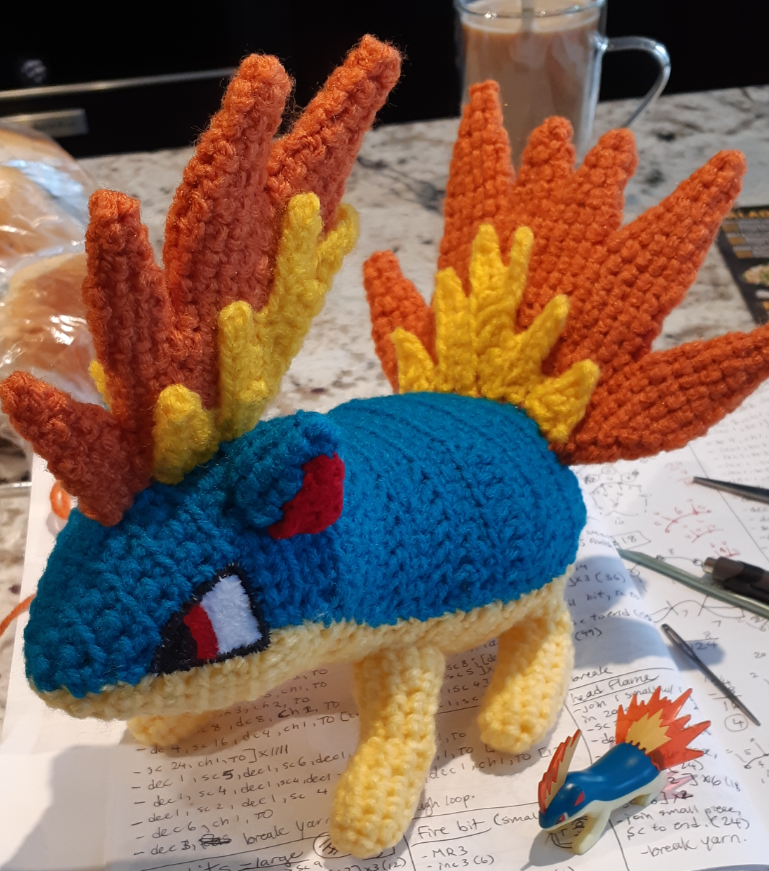 Quilava Amigurumi, front view comparison with figurine