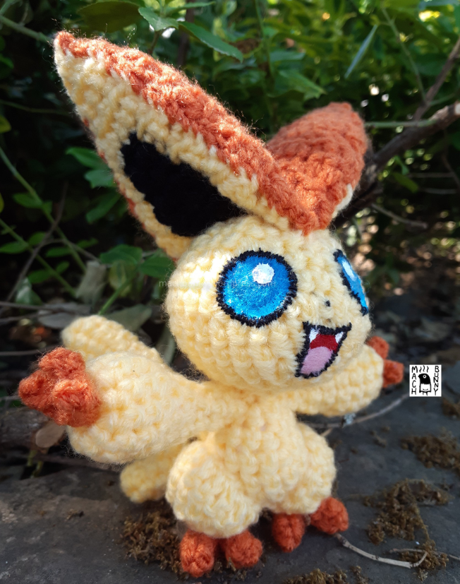 Amigurumi Victini, alternate front view