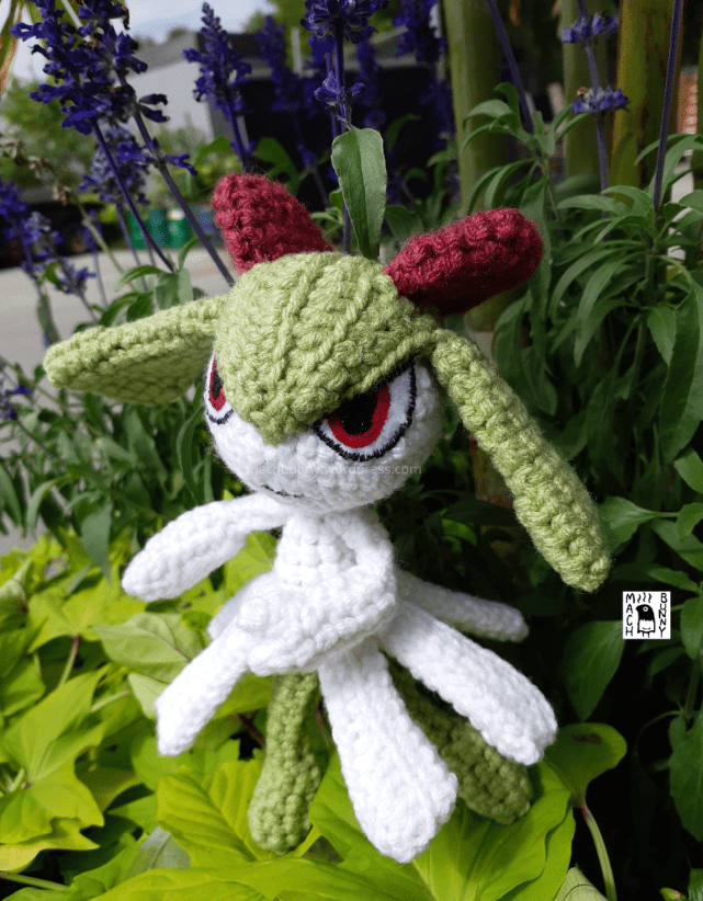 Amigurumi Kirlia, alternate front view 