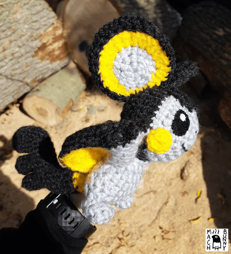 Amigurumi Emolga, alternate side view