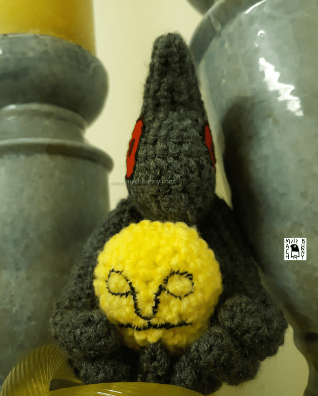 Amigurumi Yamask, front view from head on